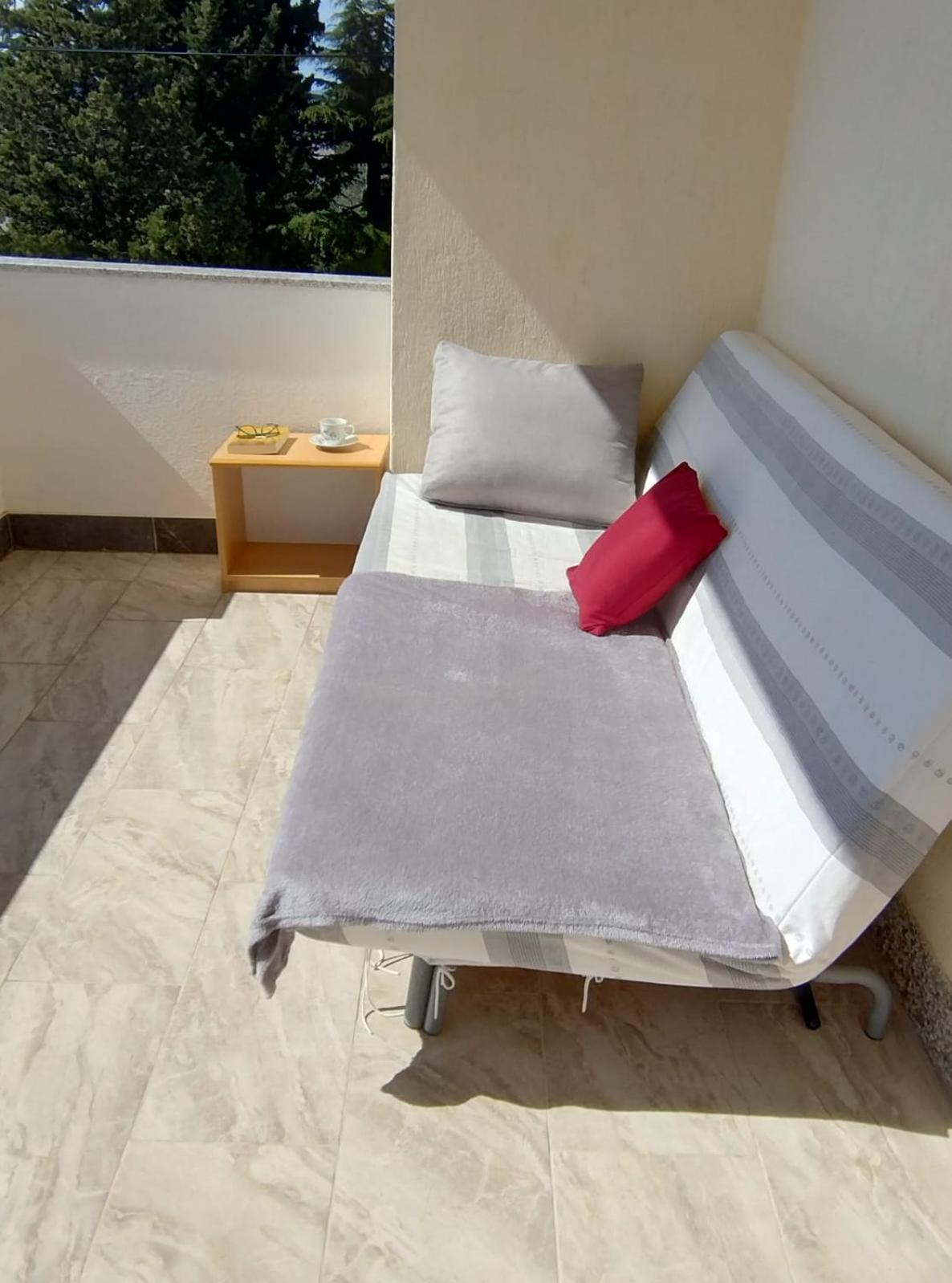 Tany Apartamento Dramalj Exterior foto